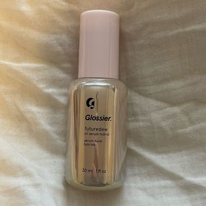 Glossier Future Dew Serum oil hybrid
